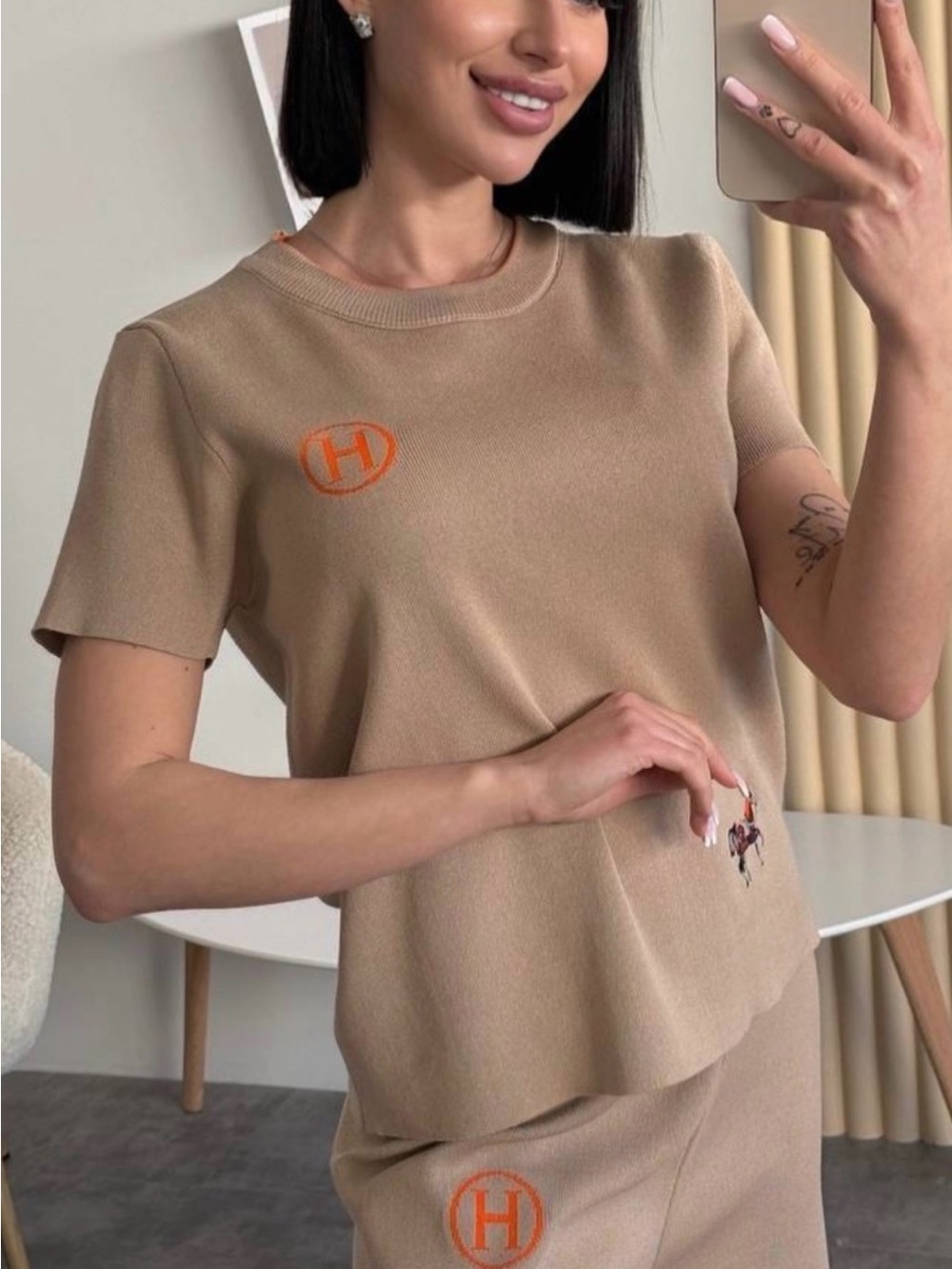 Hermes Beige Knit Short-Sleeve Top & Wide-Leg Pants with Orange Accents size S-M - Picture 2 of 13